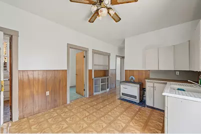 8534 S Muskegon Avenue, Chicago, IL 60617 - Photo 8