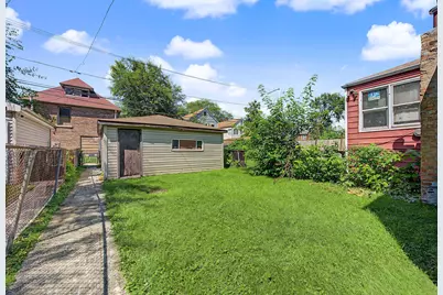 8534 S Muskegon Avenue, Chicago, IL 60617 - Photo 30