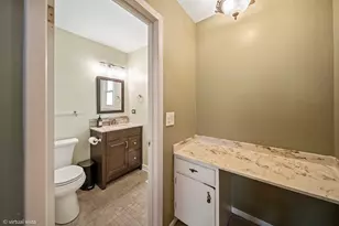 4426 Black Partridge Ln, Lisle, IL 60532 - Photo 16