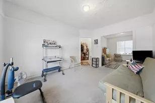 955 E 61st St, Chicago, IL 60637 - Photo 2