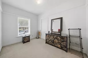 955 E 61st St, Chicago, IL 60637 - Photo 8