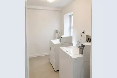 1527 W 18th Place, Chicago, IL 60608 - Photo 32