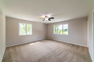 200 N Maple St, Addison, IL 60101 - Photo 28