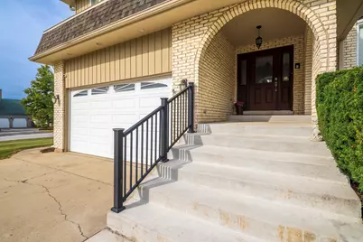 200 N Maple Street, Addison, IL 60101 - Photo 4