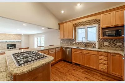 200 N Maple Street, Addison, IL 60101 - Photo 14