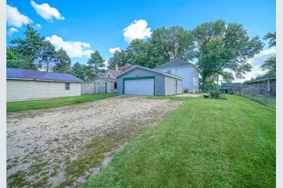 904 N Third Street, Ashton, IL 61006 - Photo 2