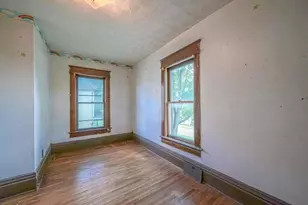 904 N 3rd St, Ashton, IL 61006 - Photo 18
