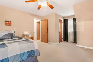 1130 Duncan Ave, Elgin, IL 60120 - Photo 18
