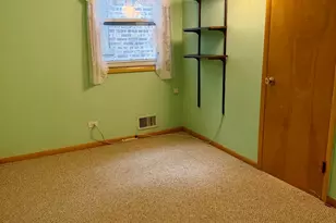 3336 N Karlov Ave, Chicago, IL 60641 - Photo 10