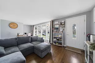 5231 S Meade Ave, Chicago, IL 60638 - Photo 6