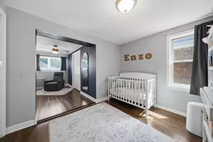 5231 S Meade Ave, Chicago, IL 60638 - Photo 16