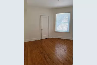 7741 S Yates Boulevard #3, Chicago, IL 60649 - Photo 8