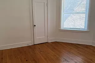 7741 S Yates Blvd, Chicago, IL 60649 - Photo 8