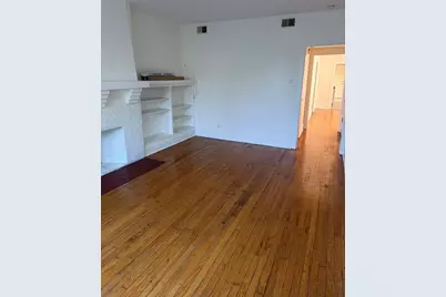 7741 S Yates Boulevard #3, Chicago, IL 60649 - Photo 2