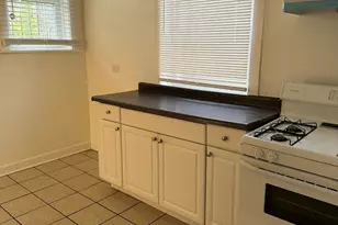 7741 S Yates Blvd, Chicago, IL 60649 - Photo 14