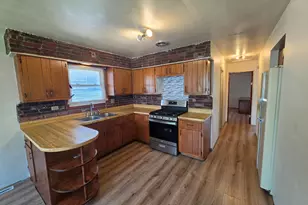 14104 S Bensley Ave, Burnham, IL 60633 - Photo 10