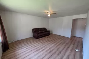 14104 S Bensley Ave, Burnham, IL 60633 - Photo 8