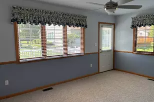 32 S Juniper Dr, North Aurora, IL 60542 - Photo 26