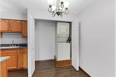 10430 Ridgeland Avenue #6, Chicago Ridge, IL 60415 - Photo 8