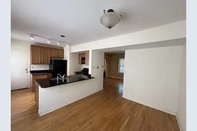 1017 E 46th Street #2S, Chicago, IL 60653 - Photo 2