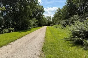 6375 W Indian Trail Rd, Verona, IL 60479 - Photo 12