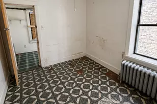 5315 W Crystal St, Chicago, IL 60651 - Photo 8