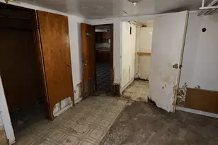 5315 W Crystal St, Chicago, IL 60651 - Photo 16