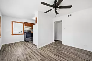 829 N Roy Ave, Melrose Park, IL 60164 - Photo 6