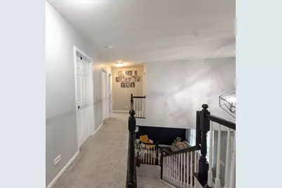 1615 Maureen Drive, Hoffman Estates, IL 60192 - Photo 12