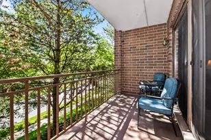 9220 E Prairie Rd, Evanston, IL 60203 - Photo 10