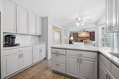 626 Highbury Lane, Geneva, IL 60134 - Photo 10