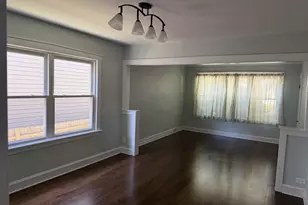 5475 N Monitor Ave, Chicago, IL 60630 - Photo 2