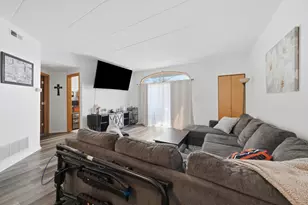 7900 Nagle Ave, Burbank, IL 60459 - Photo 4