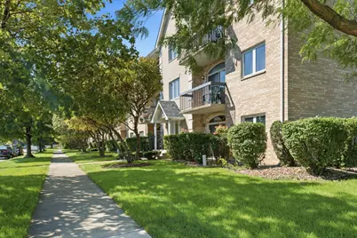 7900 Nagle Avenue #2N, Burbank, IL 60459 - Photo 2
