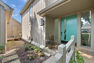 70 Cedar Ridge, Lake Barrington, IL 60010 - Photo 2