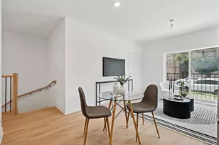 6753 N Hermitage Ave, Chicago, IL 60626 - Photo 8