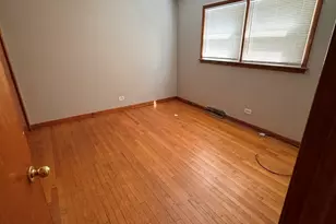706 E 106th St, Chicago, IL 60628 - Photo 6