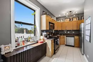 3126 W Carmen Ave, Chicago, IL 60625 - Photo 12