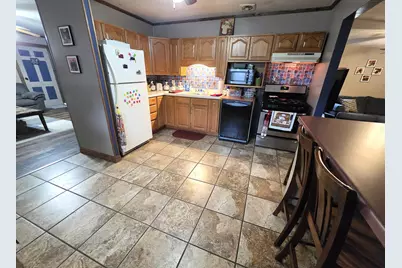 808 Tomahawk Drive, Ottawa, IL 61350 - Photo 2