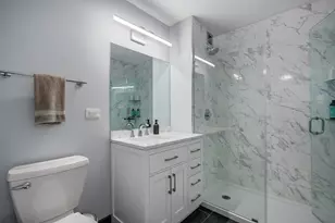 [Address not provided], Chicago, IL 60611 - Photo 14