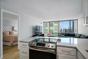 [Address not provided], Chicago, IL 60611 - Photo 6