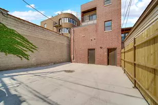 3225 S Halsted St, Chicago, IL 60608 - Photo 22