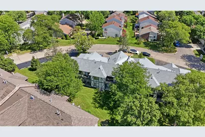 1952 N Hidden Creek Circle #7, Palatine, IL 60074 - Photo 26