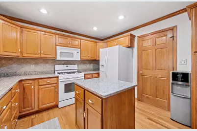 1093 First Street, Batavia, IL 60510 - Photo 14