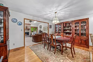 1093 1st St, Batavia, IL 60510 - Photo 8