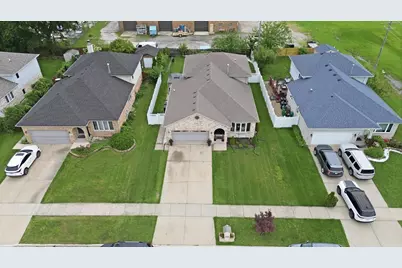 8402 S Thomas Avenue, Bridgeview, IL 60455 - Photo 38