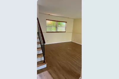 1990 Brookside Drive, Hoffman Estates, IL 60169 - Photo 16