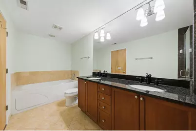 3946 N Ravenswood Avenue #411, Chicago, IL 60613 - Photo 12