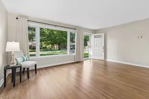 159 Oakview Dr, New Lenox, IL 60451 - Photo 4