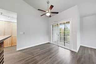 125 Silverstone Dr, Carpentersville, IL 60110 - Photo 6